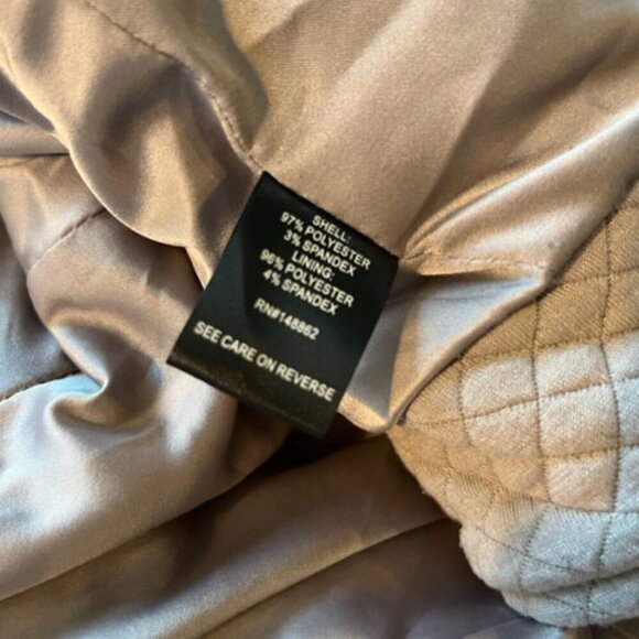 Torrid Pebble Grey Quilted Knit Moto Jacket – Torrid Size 0 / L - NWOT - Picture 7 of 8